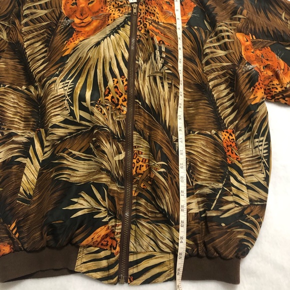 COPY - Vintage Jaguar Silk Bomber Jacket 90s Jungle Print - Picture 7 of 8